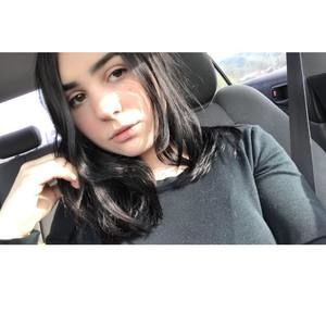 Meet your Posher, Hailey